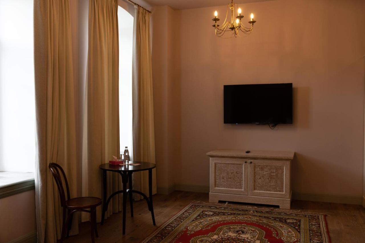 Grand Hotel Gyumri By Apricot Hotels エクステリア 写真